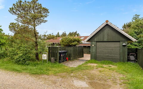 Heggi - 900M from the Sea: Busk, Hus, Hjem, Tag, Land Lot, Sommerhus, Landdistrikt, Have, Indkørsel, Skygge