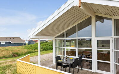 Ritte - 200M from the Sea