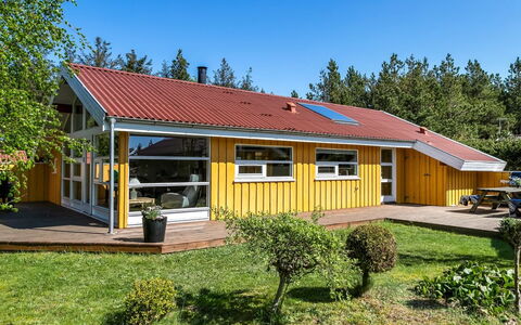 Vetle - 2.8Km from the Sea: Hus, Hjem, Tag, Sommerhus, Busk, Sidespor, Dør, Have, Stuehus