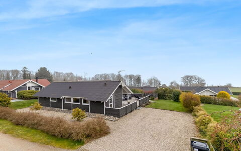 Hera - 200M from the Sea: Plantesamfund, Sollys, Urteagtig Plante, Have, Plantation, Landbrug, Farm