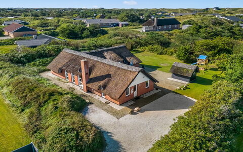 Ruse - 500M from the Sea: Tækning, Sommerhus, Hus, Tag, Hjem, Stuehus, Hytte, Estate, Landsby