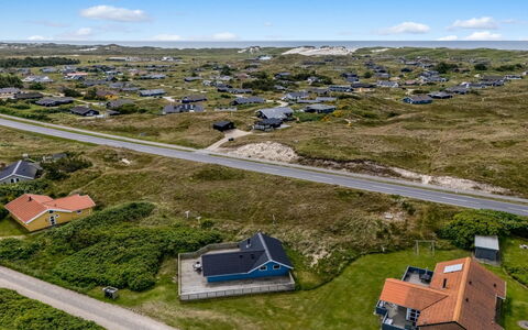 Valia - 400M to the Fjord: Landskab, Land Lot, Hældning
