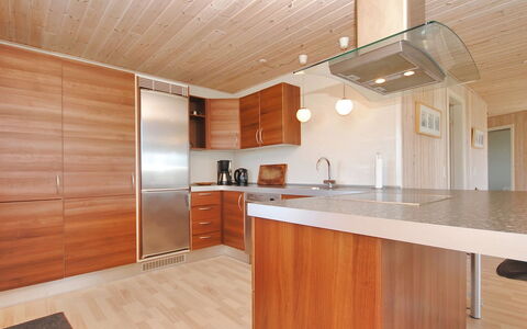 Ernbiorn - from the Sea: Gulvbelægning, Indretning, Etage, Countertop, Cabinetry, Træ, Trægulve, Køkken, Loft, Møbel