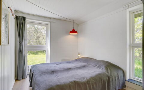 Fidelia - 800M from the Sea: Græs, Bygning, Hus, Tag, Hjem, Boligområde, Sommerhus, Land Lot, Landdistrikt, Lawn