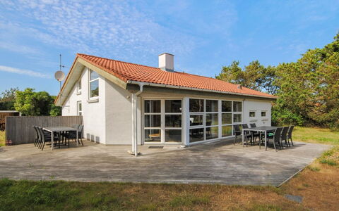 Konrad - 400M from the Sea: Plantesamfund, Sollys, Urteagtig Plante, Have, Plantation, Landbrug, Farm