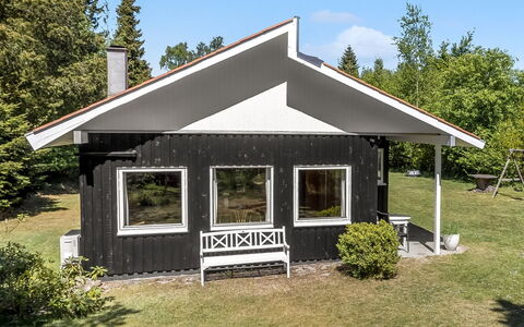 Rustam - 600M from the Sea: Sommerhus, Hjem, Hus, Tag, Veranda, Estate, Sidespor, Garden Bygninger, Stuehus, Gård