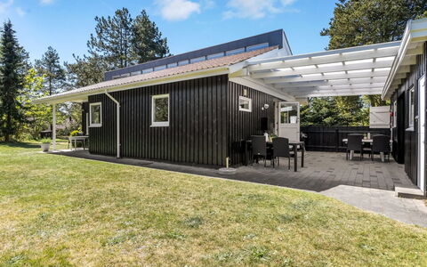 Rustam - 600M from the Sea: Træ, Sommerhus, Hårdttræ, Planke, Bejdse, Garden Bygninger, Design, Gård, Bjælkehytte, Backyard