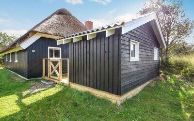 Annli - 1.5Km from the Sea