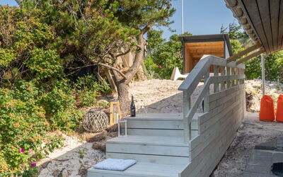 Athina - 200M from the Sea