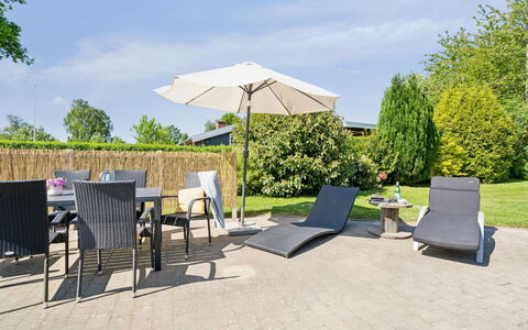 Kolja - 525M from the Sea: Plantesamfund, Sollys, Urteagtig Plante, Have, Plantation, Landbrug, Farm