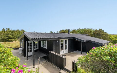 Stefana - 200M from the Sea: 