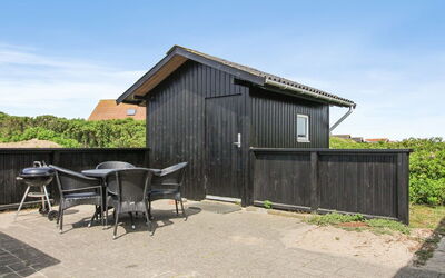 Terhi - 200M from the Sea