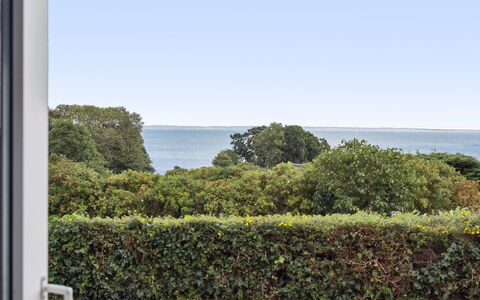 Aarne - 300M from the Sea: Sommerhus, Hjem, Hus, Tag, Veranda, Estate, Sidespor, Garden Bygninger, Stuehus, Gård