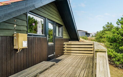 Delia - 300M from the Sea: 