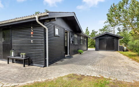 Barba - 2Km from the Sea: Træ, Hav, Sky, Coastal Og Oceaniske Landskabsformer, Dæk, Ocean, Planke, Boardwalk, Kyst, Hårdttræ