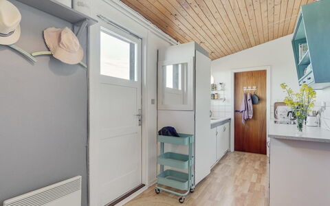 Felis - 200M from the Sea: 