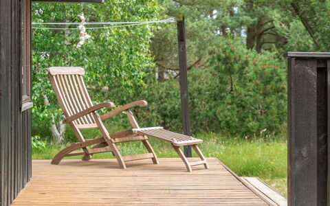 Mine - 300M from the Sea: Træ, Hjem, Veranda, Dæk, Hårdttræ, Tag, Bejdse, Trægulve, Eco Hotel
