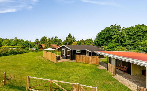 Silvana - 750M from the Sea: Hus, Boligområde, Hjem, Tag, Land Lot, Almindeligt, Landdistrikt, Sommerhus, Estate, Have