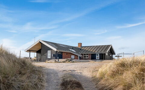 Tahnee - 450M from the Sea: Sommerhus, Skur, Hytte, Stuehus, Prærie, Hytte, Lade, Bjælkehytte, Garden Bygninger