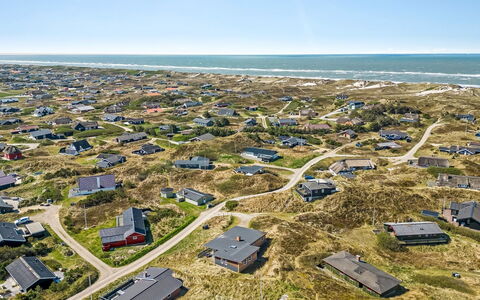 Emelin - 475M from the Sea: Tag, Hus, Hjem, Sommerhus, Dør, Sidespor, Dæk, Veranda, Planke, Hårdttræ
