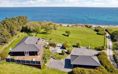 Sahid - 20M from the Sea