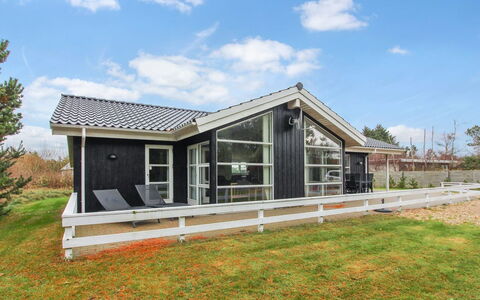 Nani - 900M from the Sea: Sommerhus, Skur, Hytte, Stuehus, Prærie, Hytte, Lade, Bjælkehytte, Garden Bygninger
