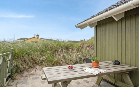 Finnja - 400M from the Sea: Hus, Tag, Hjem, Sommerhus, Skur, Garden Bygninger, Sidespor, Gård, Bjælkehytte, Hytte