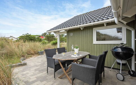 Finnja - 400M from the Sea: Hus, Tag, Hjem, Sommerhus, Skur, Garden Bygninger, Sidespor, Gård, Bjælkehytte, Hytte