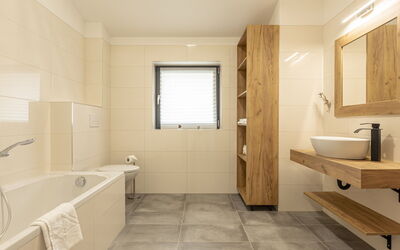 Feriebolig:&nbsp;Chalet Mit Sauna&hot Tub Für 10 Personen 120.3
