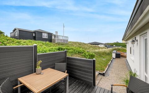 Ristana - 100M from the Sea: Træ, Hjem, Dæk, Hårdttræ, Planke, Sidespor, Altan, Bejdse, Design, Skygge