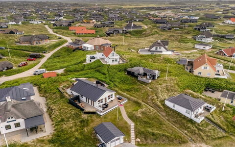 Ristana - 100M from the Sea: Landskab, Økoregion, Land Lot, Tag, Almindeligt, Landdistrikt, Hældning, Mark, Prærie, Steppe