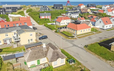 Christin - 275M from the Sea: Bil, Hatchback, Familie Bil