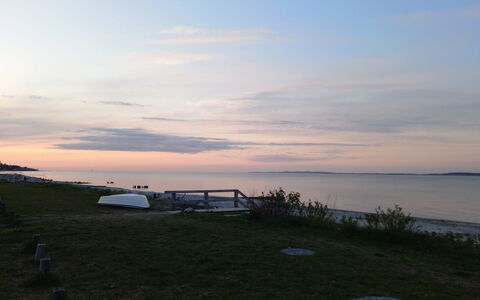 Elsabeth - 20M from the Sea: Himmel, Blå, Horisont, Vandressourcer, Krop Af Vand, Sky, Skumring, Hav, Landskab
