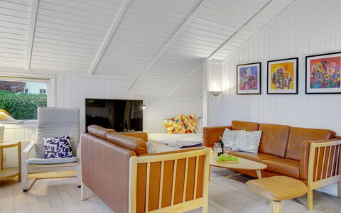 Eivor - 500M from the Sea: Tækning, Sommerhus, Hus, Tag, Hjem, Stuehus, Hytte, Estate, Landsby