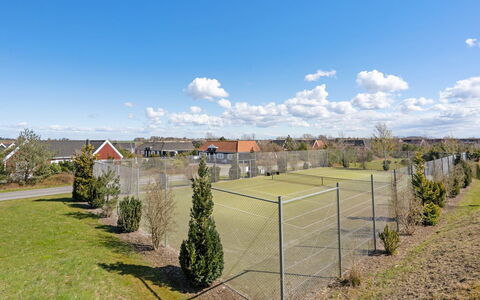 Drude - 920M from the Sea: Træ, Tag, Arkitektur, Hjem, Hus, Sommerhus, Sidespor, Hårdttræ, Hældning, Estate