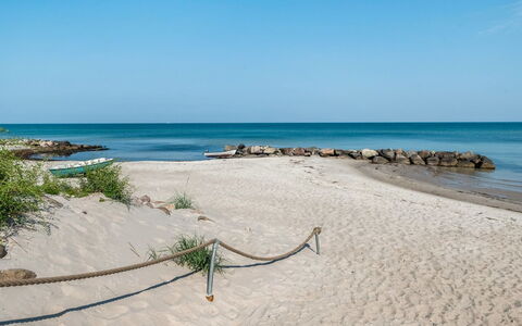Rebana - 30M from the Sea: Sommerhus, Skur, Hytte, Stuehus, Prærie, Hytte, Lade, Bjælkehytte, Garden Bygninger