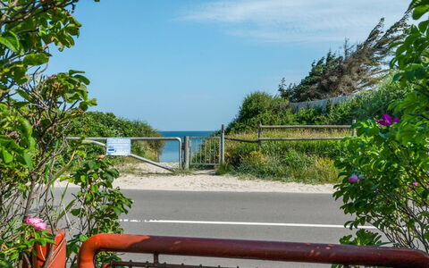 Rebana - 30M from the Sea: Sommerhus, Skur, Hytte, Stuehus, Prærie, Hytte, Lade, Bjælkehytte, Garden Bygninger