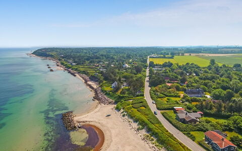 Rebana - 30M from the Sea: Sommerhus, Skur, Hytte, Stuehus, Prærie, Hytte, Lade, Bjælkehytte, Garden Bygninger