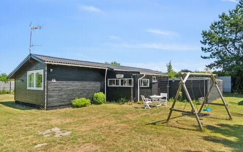 Ludvika - 350M from the Sea: Hjem, Sommerhus, Veranda, Sidespor, Stuehus, Udendørs Struktur