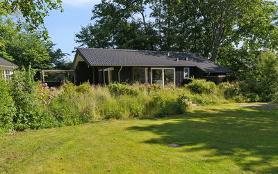 Thora - 800M from the Sea