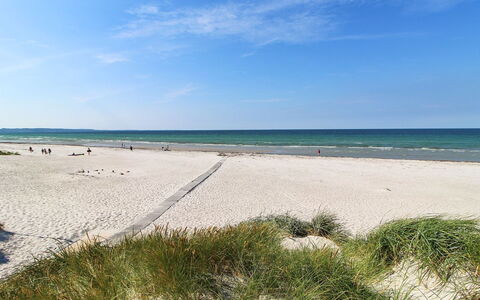 Merina - 700M from the Sea: Tag, Hus, Land Lot, Hjem, Sommerhus, Estate, Garden Bygninger, Skygge, Bjælkehytte, Landscaping