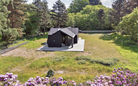 Ella - 1.2Km to the Fjord: Tag, Hus, Hjem, Sommerhus, Sidespor, Estate, Indkørsel, Garden Bygninger, Gård, Skur