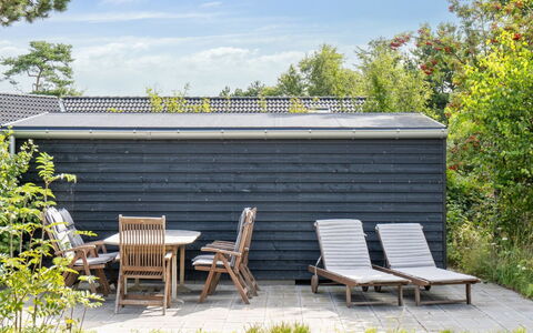 Gjorgje - 100M from the Sea: Hus, Hjem, Tag, Sommerhus, Land Lot, Estate, Stuehus, Landsby, Farm