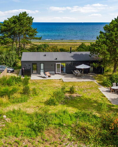Gjorgje - 100M from the Sea