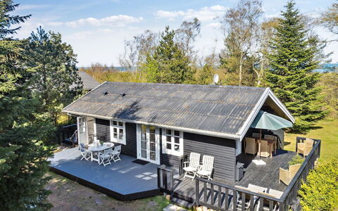 Arild - 10M from the Sea: Hus, Hjem, Tag, Sommerhus, Land Lot, Estate, Stuehus, Landsby, Farm