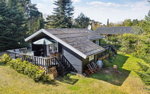 Arild - 10M from the Sea: Hus, Hjem, Tag, Sommerhus, Land Lot, Estate, Stuehus, Landsby, Farm