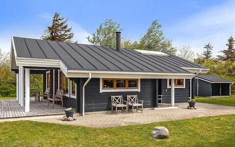 Stacie - 10M from the Sea: Hjem, Sommerhus, Veranda, Sidespor, Stuehus, Udendørs Struktur