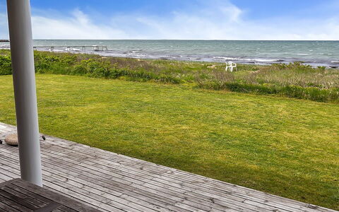 Stacie - 10M from the Sea: Hjem, Sommerhus, Veranda, Sidespor, Stuehus, Udendørs Struktur