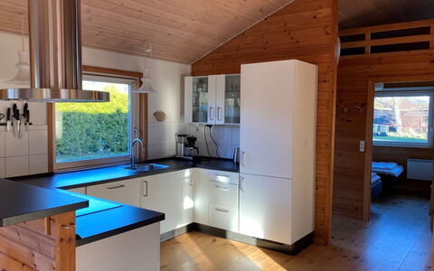 Karanfilka - 900M from the Sea: Tag, Hus, Hjem, Sommerhus, Dør, Sidespor, Dæk, Veranda, Planke, Hårdttræ