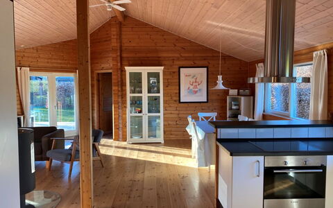 Karanfilka - 900M from the Sea: Træ, Møbel, Loft, Gulvbelægning, Hjem, Indretning, Hus, Etage, Sommerhus, Køkken